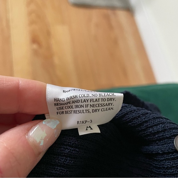 EILEEN FISHER Viscose Crepe Sheer Tunic Button Up V-Neck Blue Cardigan EUC Sz M - Picture 9 of 10